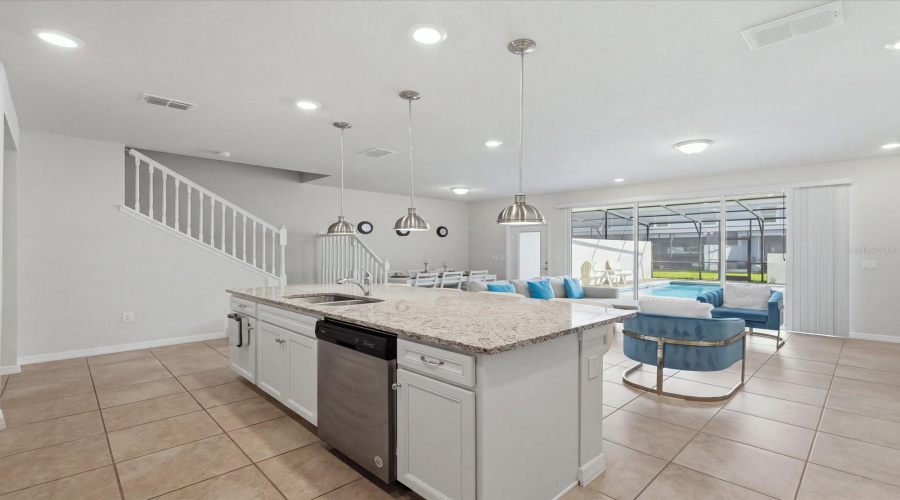 Davenport, Florida 33897, 5 Bedroom Bedrooms, ,4 Bathroombathrooms,Residential,For Sale,Lana Avenue,0,Mfro6444147