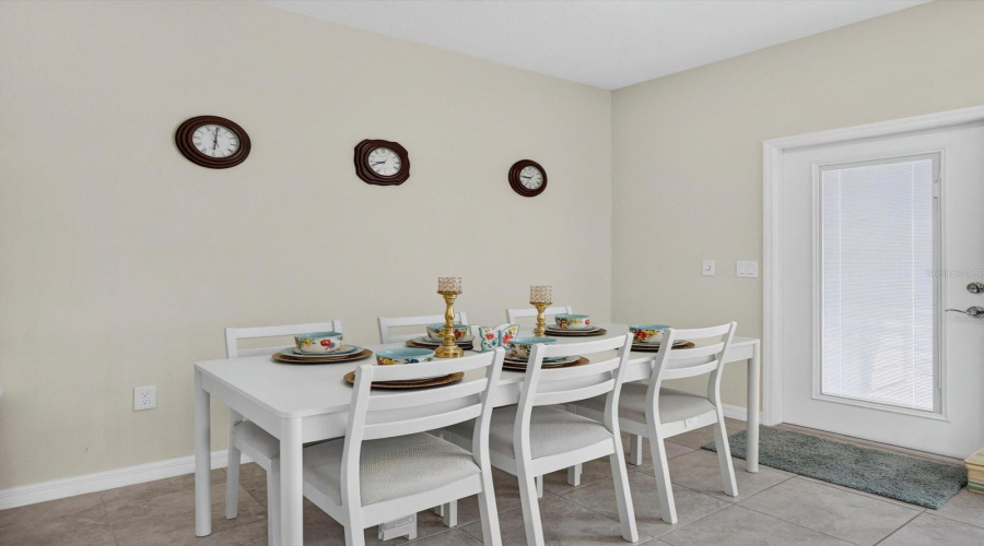 Davenport, Florida 33897, 5 Bedroom Bedrooms, ,4 Bathroombathrooms,Residential,For Sale,Lana Avenue,0,Mfro6444147