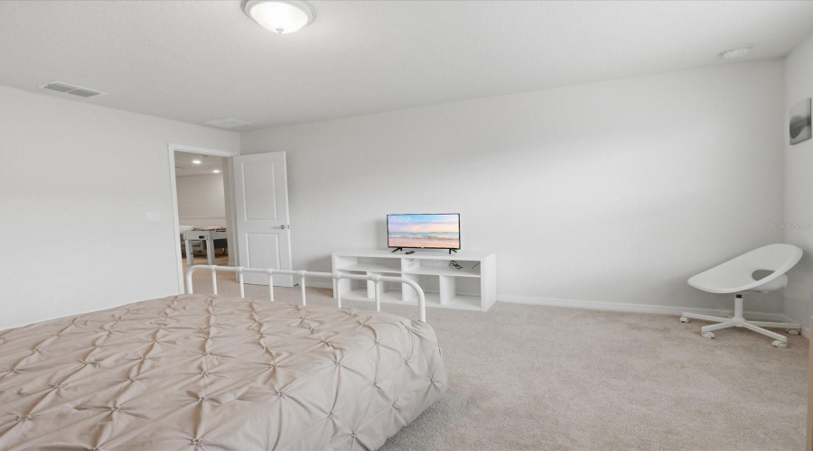 Davenport, Florida 33897, 5 Bedroom Bedrooms, ,4 Bathroombathrooms,Residential,For Sale,Lana Avenue,0,Mfro6444147