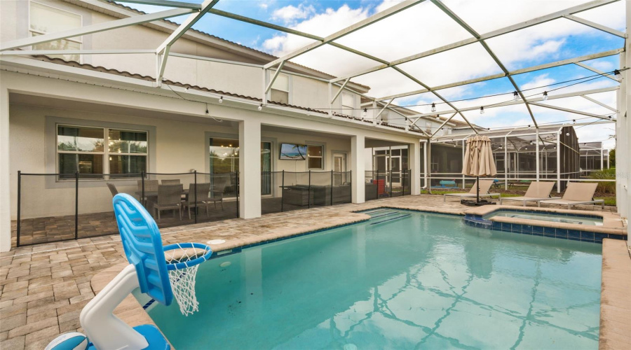 Davenport, Florida 33896, 8 Bedroom Bedrooms, ,5 Bathroombathrooms,Residential,For Sale,Hazard,0,Mfro6446346