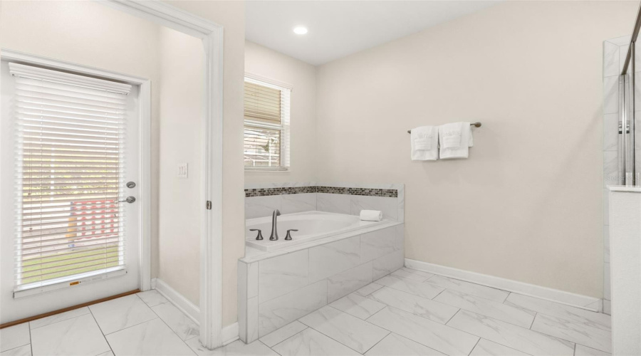 Davenport, Florida 33896, 8 Bedroom Bedrooms, ,5 Bathroombathrooms,Residential,For Sale,Hazard,0,Mfro6446346