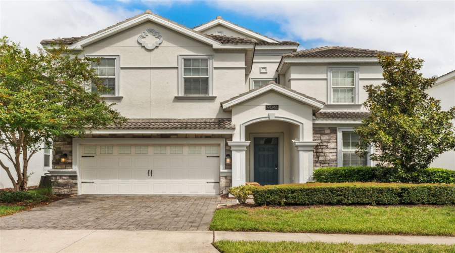 Davenport, Florida 33896, 8 Bedroom Bedrooms, ,5 Bathroombathrooms,Residential,For Sale,Hazard,0,Mfro6446346