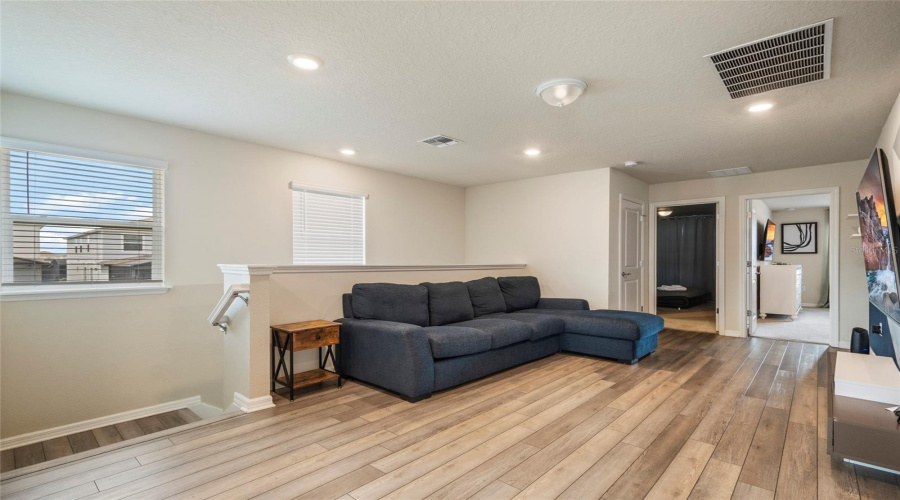 Davenport, Florida 33897, 5 Bedroom Bedrooms, ,4 Bathroombathrooms,Residential,For Sale,Pacific,0,Mfro6437816