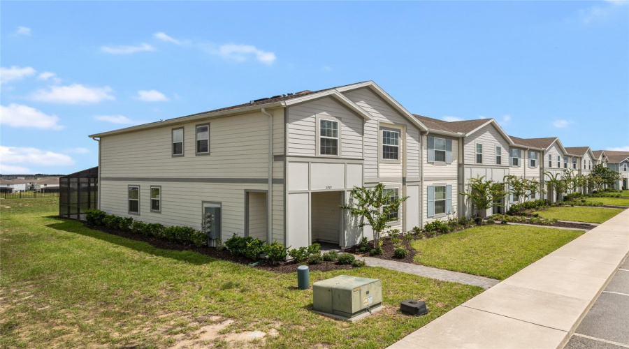 Davenport, Florida 33897, 5 Bedroom Bedrooms, ,4 Bathroombathrooms,Residential,For Sale,Pacific,0,Mfro6437816