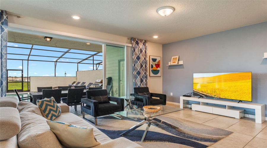 Davenport, Florida 33897, 5 Bedroom Bedrooms, ,4 Bathroombathrooms,Residential,For Sale,Pacific,0,Mfro6437816
