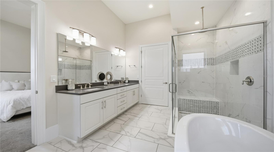 Kissimmee, Florida 34747, 7 Bedroom Bedrooms, ,7 Bathroombathrooms,Residential,For Sale,Jack Nicklaus,0,Mfro6445767