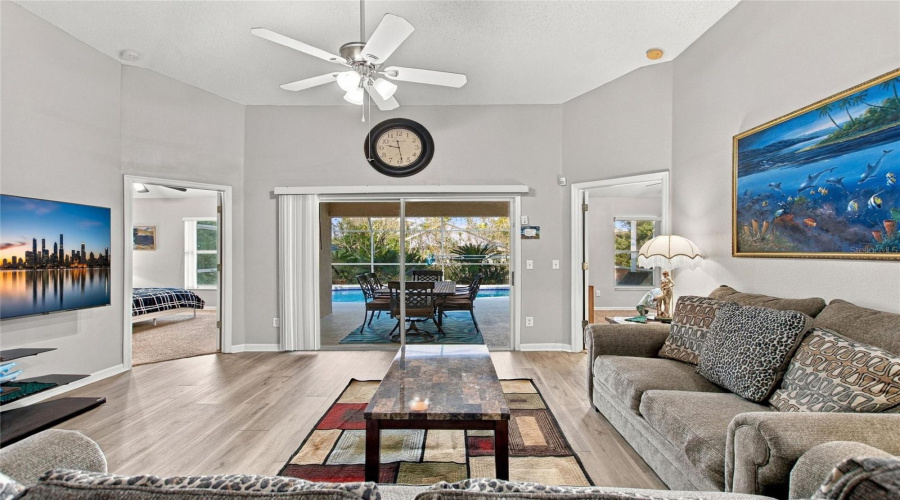 Davenport, Florida 33897, 4 Bedroom Bedrooms, ,3 Bathroombathrooms,Residential,For Sale,Pinedale,0,Mfro6444528