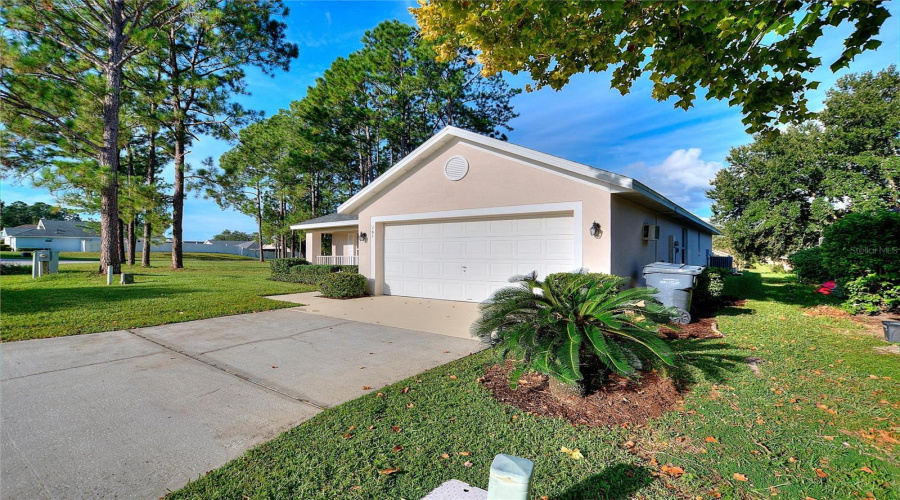 Davenport, Florida 33897, 4 Bedroom Bedrooms, ,3 Bathroombathrooms,Residential,For Sale,Pinedale,0,Mfro6444528