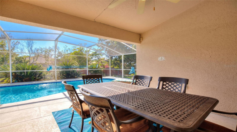 Davenport, Florida 33897, 4 Bedroom Bedrooms, ,3 Bathroombathrooms,Residential,For Sale,Pinedale,0,Mfro6444528