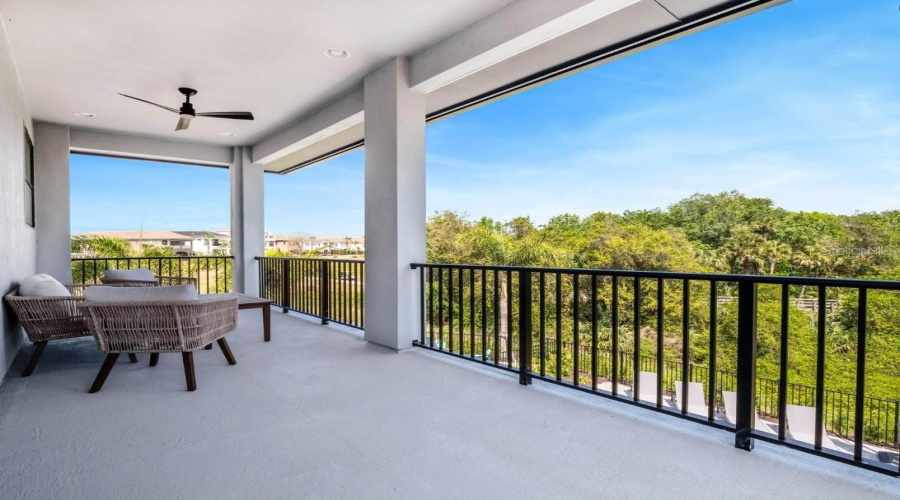 Kissimmee, Florida 34747, 6 Bedroom Bedrooms, ,6 Bathroombathrooms,Residential,For Sale,Castle Pines,0,Mfro6446382