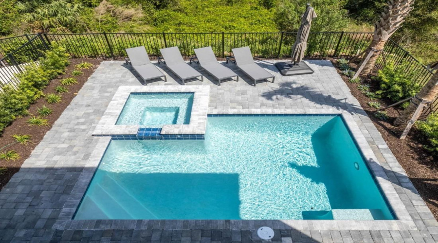 Kissimmee, Florida 34747, 6 Bedroom Bedrooms, ,6 Bathroombathrooms,Residential,For Sale,Castle Pines,0,Mfro6446382