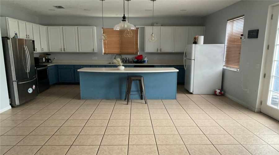 Davenport, Florida 33896, 5 Bedroom Bedrooms, ,4 Bathroombathrooms,Residential,For Sale,Pine Ridge,0,Mfro6441276