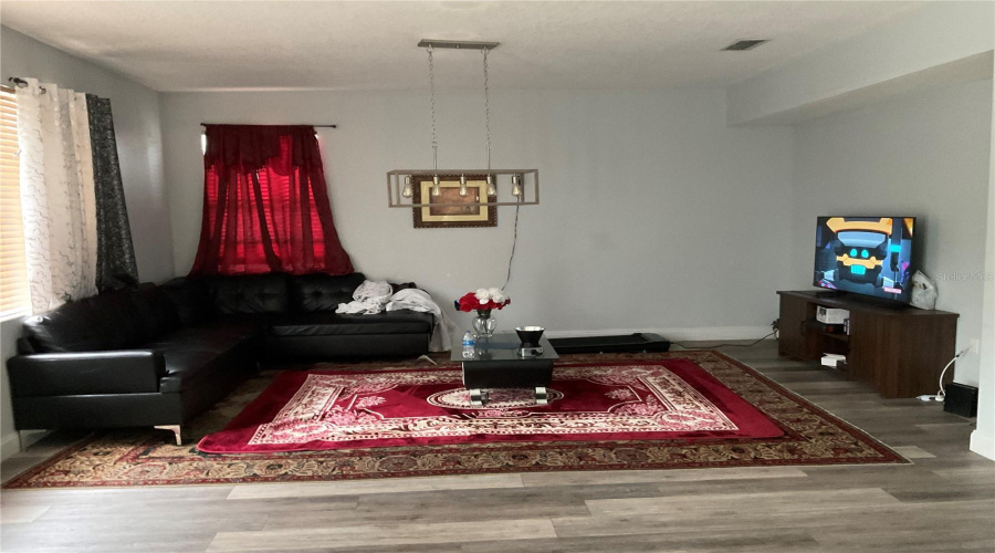 Davenport, Florida 33896, 5 Bedroom Bedrooms, ,4 Bathroombathrooms,Residential,For Sale,Pine Ridge,0,Mfro6441276