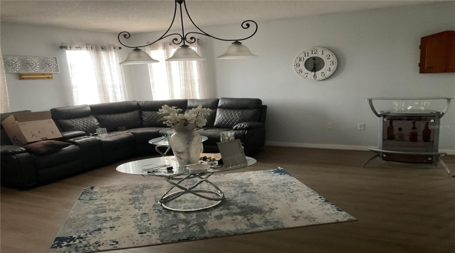 Davenport, Florida 33896, 5 Bedroom Bedrooms, ,4 Bathroombathrooms,Residential,For Sale,Pine Ridge,0,Mfro6441276