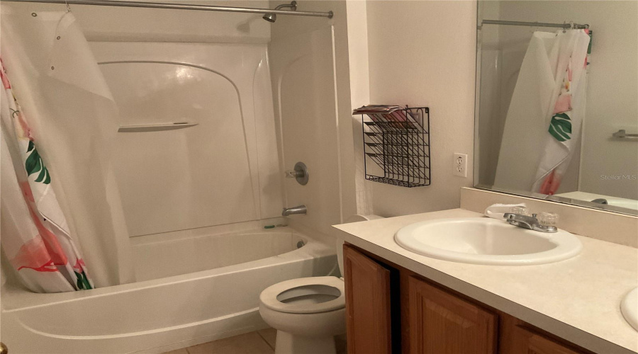 Davenport, Florida 33896, 5 Bedroom Bedrooms, ,4 Bathroombathrooms,Residential,For Sale,Pine Ridge,0,Mfro6441276