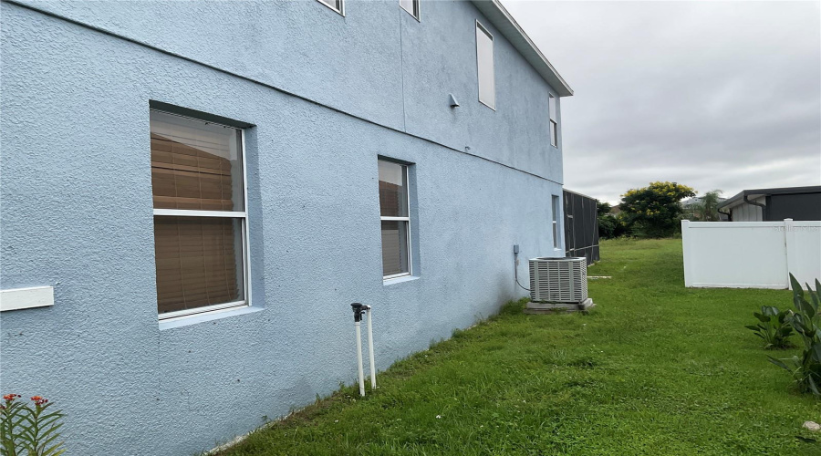 Davenport, Florida 33896, 5 Bedroom Bedrooms, ,4 Bathroombathrooms,Residential,For Sale,Pine Ridge,0,Mfro6441276