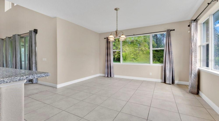 Davenport, Florida 33837, 4 Bedroom Bedrooms, ,3 Bathroombathrooms,Residential,For Sale,Crestwick,0,Mfro6446029