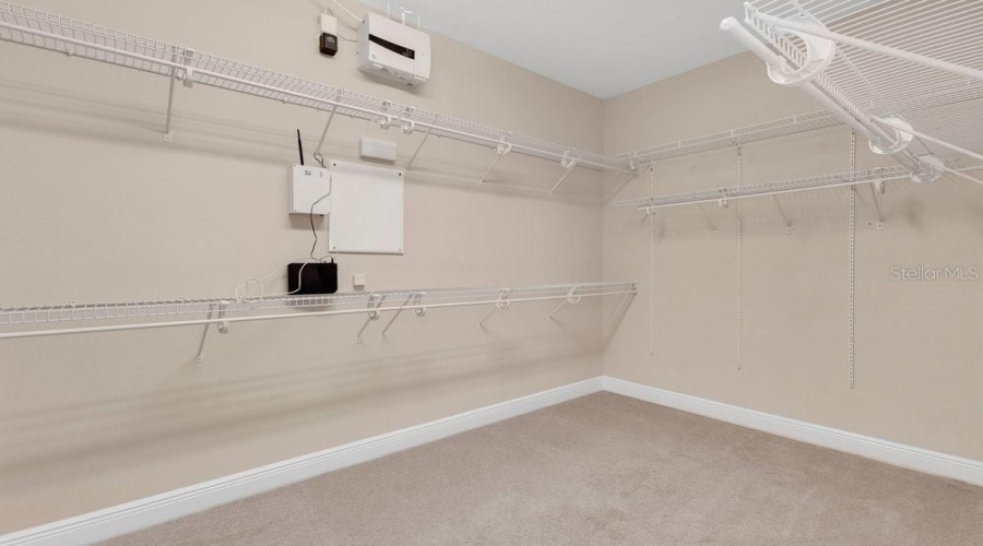 Davenport, Florida 33837, 4 Bedroom Bedrooms, ,3 Bathroombathrooms,Residential,For Sale,Crestwick,0,Mfro6446029