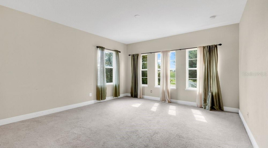 Davenport, Florida 33837, 4 Bedroom Bedrooms, ,3 Bathroombathrooms,Residential,For Sale,Crestwick,0,Mfro6446029