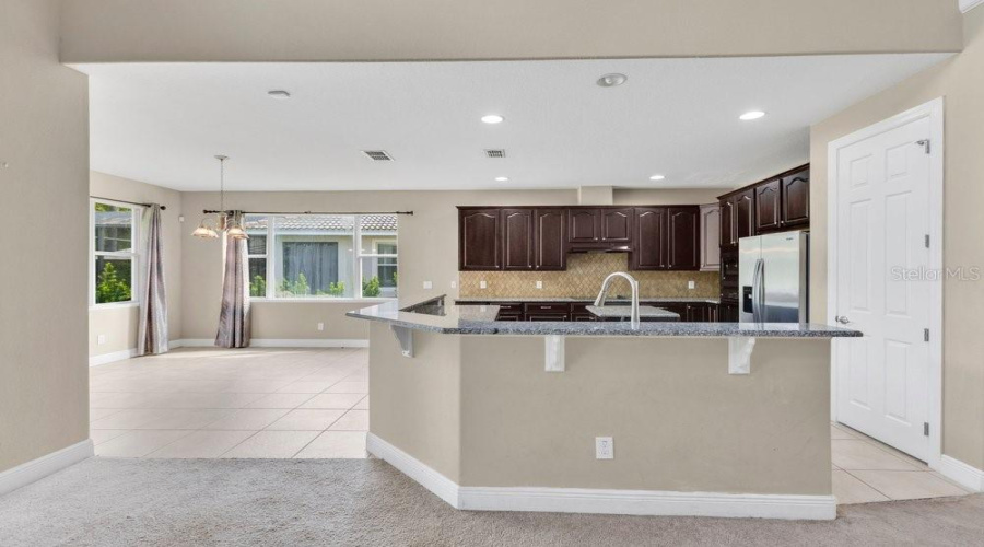 Davenport, Florida 33837, 4 Bedroom Bedrooms, ,3 Bathroombathrooms,Residential,For Sale,Crestwick,0,Mfro6446029