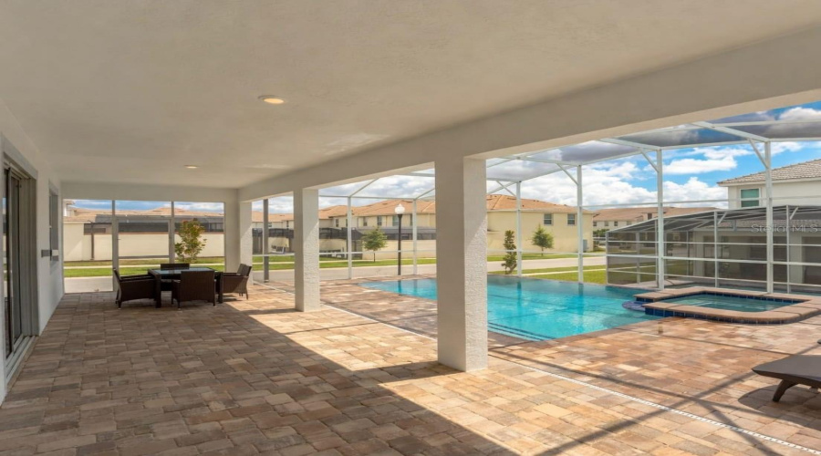 Davenport, Florida 33896, 8 Bedroom Bedrooms, ,5 Bathroombathrooms,Residential,For Sale,Plunker Drive,0,Mfro6445920
