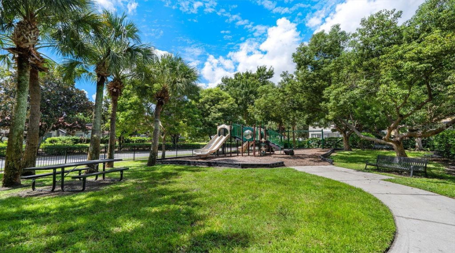 Orlando, Florida 32836, 3 Bedroom Bedrooms, ,2 Bathroombathrooms,Residential,For Sale,The Esplanade,0,Mfrs5157614