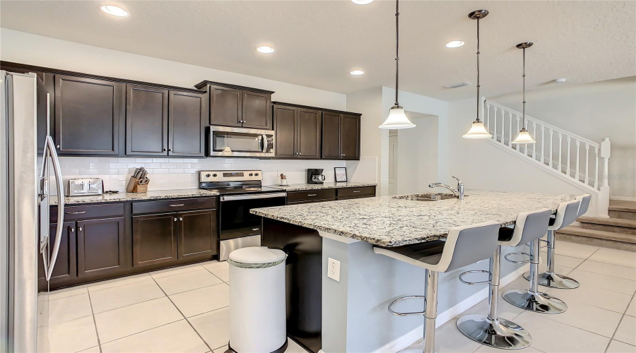Kissimmee, Florida 34747, 5 Bedroom Bedrooms, ,4 Bathroombathrooms,Residential,For Sale,Tanger,0,Mfro6442227