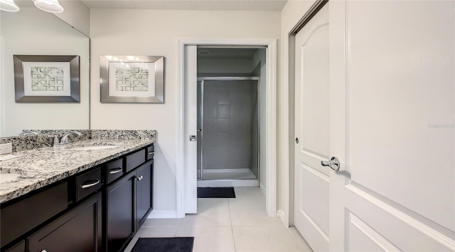 Kissimmee, Florida 34747, 5 Bedroom Bedrooms, ,4 Bathroombathrooms,Residential,For Sale,Tanger,0,Mfro6442227