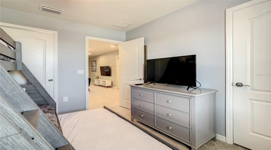 Kissimmee, Florida 34747, 5 Bedroom Bedrooms, ,4 Bathroombathrooms,Residential,For Sale,Tanger,0,Mfro6442227