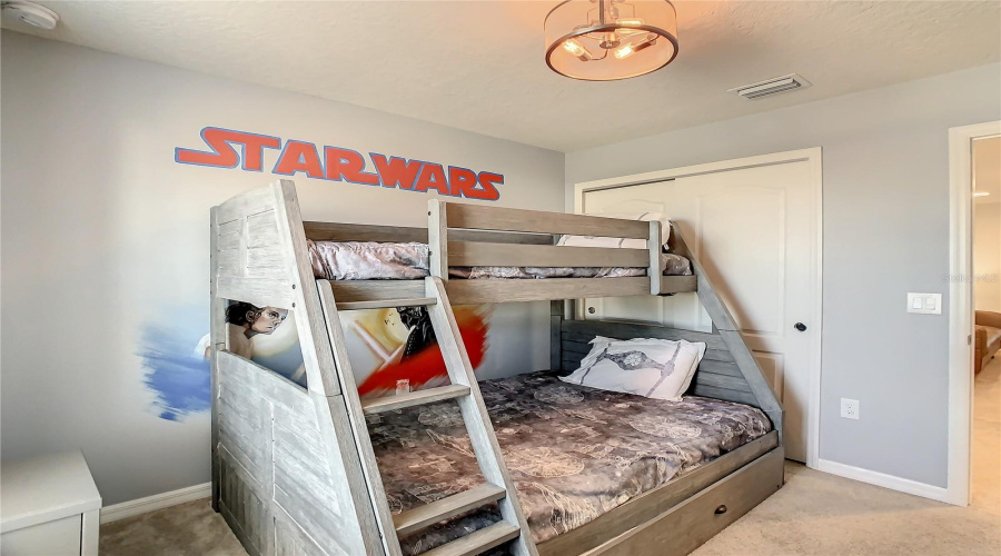 Kissimmee, Florida 34747, 5 Bedroom Bedrooms, ,4 Bathroombathrooms,Residential,For Sale,Tanger,0,Mfro6442227