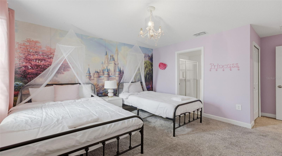 Davenport, Florida 33896, 9 Bedroom Bedrooms, ,5 Bathroombathrooms,Residential,For Sale,Sommerset Hills,0,Mfro6446357