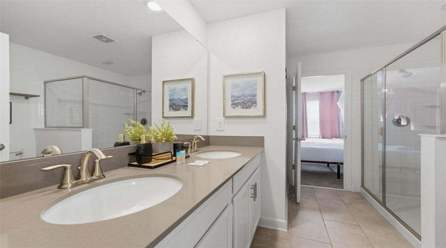 Davenport, Florida 33896, 9 Bedroom Bedrooms, ,5 Bathroombathrooms,Residential,For Sale,Sommerset Hills,0,Mfro6446357