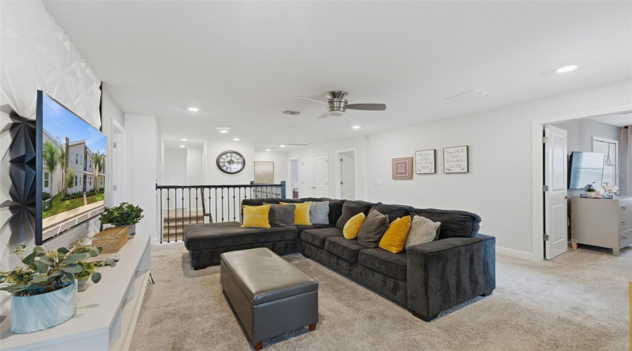 Davenport, Florida 33896, 9 Bedroom Bedrooms, ,5 Bathroombathrooms,Residential,For Sale,Sommerset Hills,0,Mfro6446357