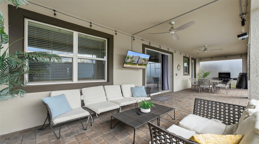 Davenport, Florida 33896, 9 Bedroom Bedrooms, ,5 Bathroombathrooms,Residential,For Sale,Sommerset Hills,0,Mfro6446357