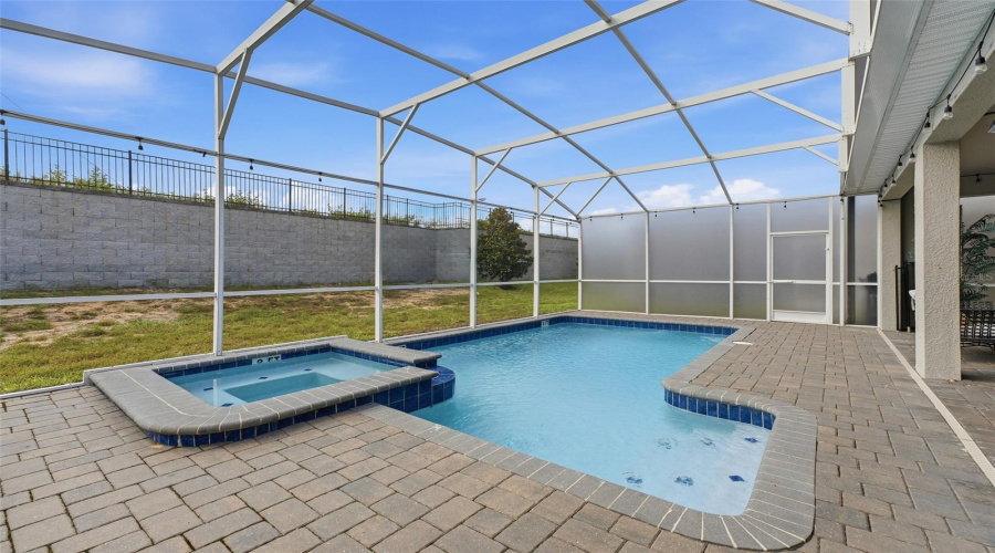 Davenport, Florida 33896, 9 Bedroom Bedrooms, ,5 Bathroombathrooms,Residential,For Sale,Sommerset Hills,0,Mfro6446357