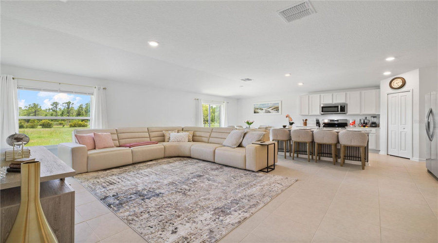 Davenport, Florida 33837, 4 Bedroom Bedrooms, ,2 Bathroombathrooms,Residential,For Sale,Rolling Ridge Bend,0,Mfro6445035