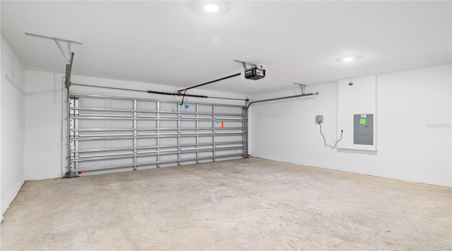 Davenport, Florida 33837, 4 Bedroom Bedrooms, ,2 Bathroombathrooms,Residential,For Sale,Rolling Ridge Bend,0,Mfro6445035