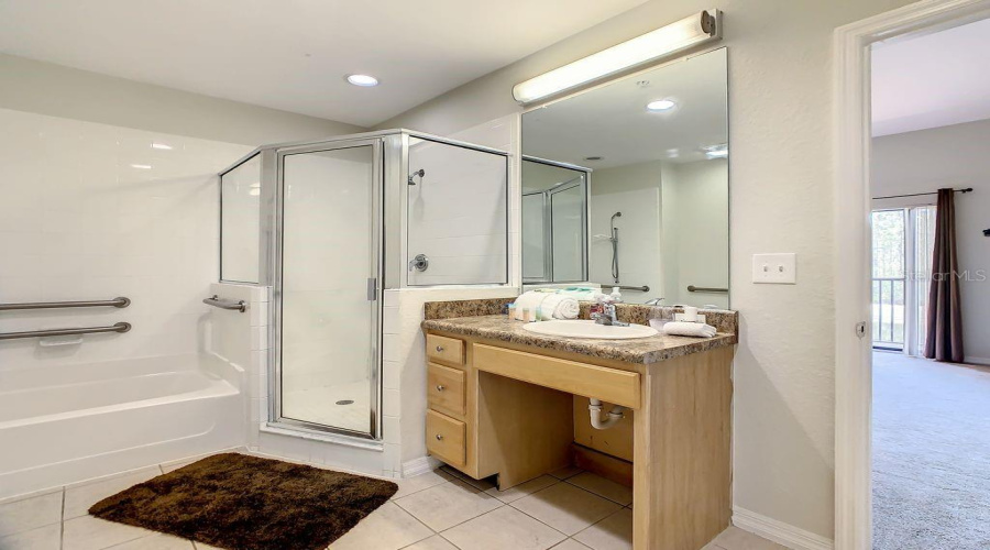 Kissimmee, Florida 34747, 3 Bedroom Bedrooms, ,2 Bathroombathrooms,Residential,For Sale,Treasure Trove,0,Mfro6446389