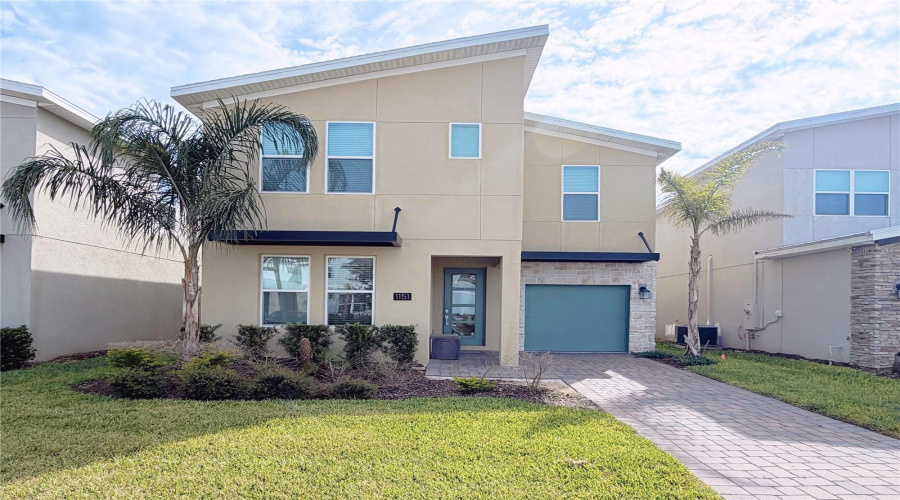 Davenport, Florida 33896, 6 Bedroom Bedrooms, ,5 Bathroombathrooms,Residential,For Sale,Kingsbarn,0,Mfro6446677