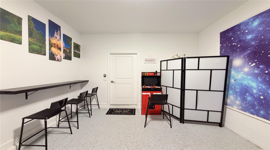 Davenport, Florida 33896, 6 Bedroom Bedrooms, ,5 Bathroombathrooms,Residential,For Sale,Kingsbarn,0,Mfro6446677