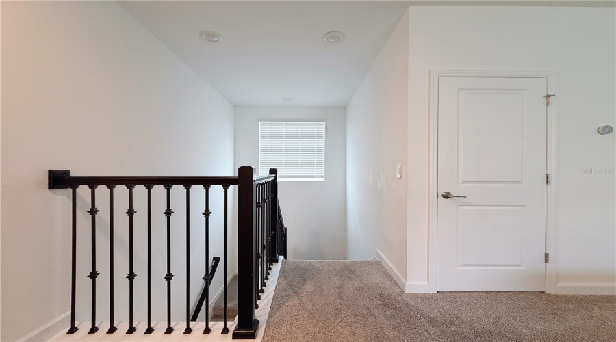 Davenport, Florida 33896, 6 Bedroom Bedrooms, ,5 Bathroombathrooms,Residential,For Sale,Kingsbarn,0,Mfro6446677