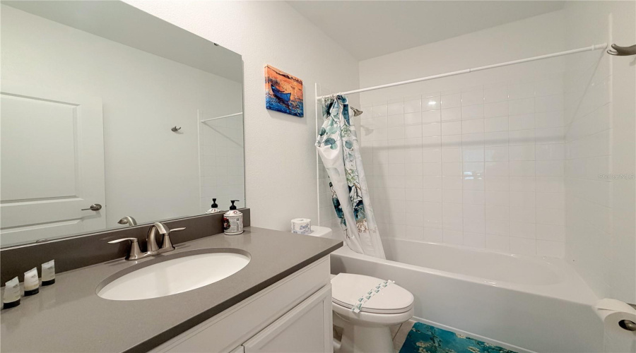 Davenport, Florida 33896, 6 Bedroom Bedrooms, ,5 Bathroombathrooms,Residential,For Sale,Kingsbarn,0,Mfro6446677