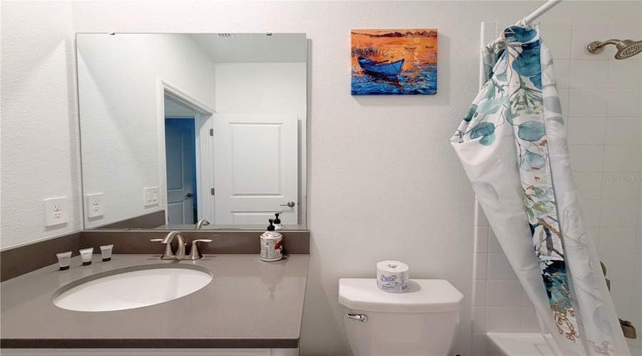 Davenport, Florida 33896, 6 Bedroom Bedrooms, ,5 Bathroombathrooms,Residential,For Sale,Kingsbarn,0,Mfro6446677