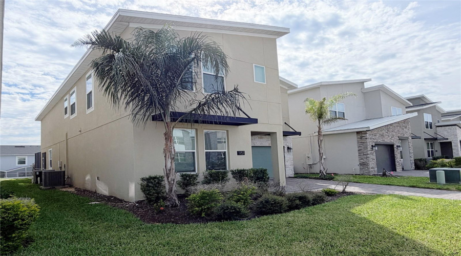 Davenport, Florida 33896, 6 Bedroom Bedrooms, ,5 Bathroombathrooms,Residential,For Sale,Kingsbarn,0,Mfro6446677