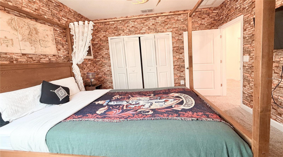 Davenport, Florida 33896, 6 Bedroom Bedrooms, ,5 Bathroombathrooms,Residential,For Sale,Kingsbarn,0,Mfro6446677
