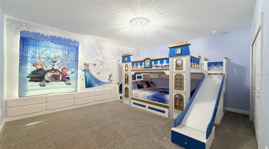 Davenport, Florida 33896, 6 Bedroom Bedrooms, ,5 Bathroombathrooms,Residential,For Sale,Kingsbarn,0,Mfro6446677