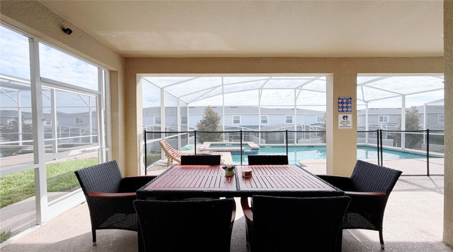 Davenport, Florida 33896, 6 Bedroom Bedrooms, ,5 Bathroombathrooms,Residential,For Sale,Kingsbarn,0,Mfro6446677
