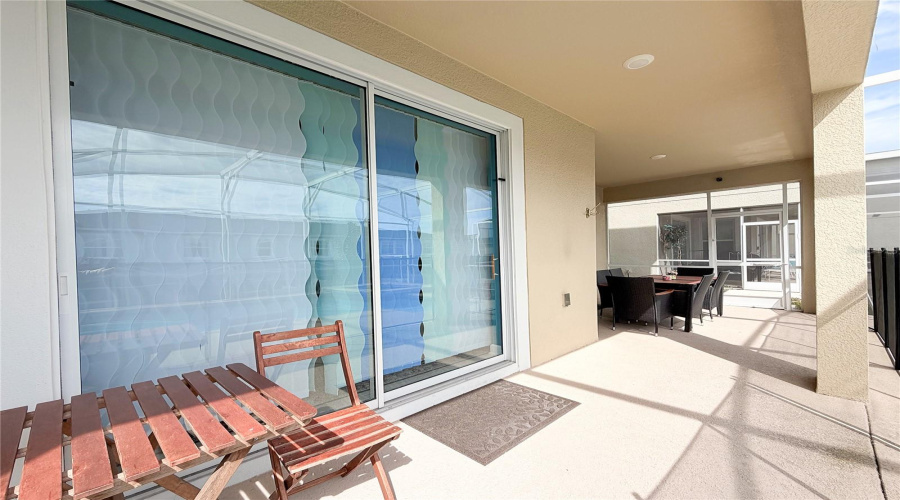 Davenport, Florida 33896, 6 Bedroom Bedrooms, ,5 Bathroombathrooms,Residential,For Sale,Kingsbarn,0,Mfro6446677