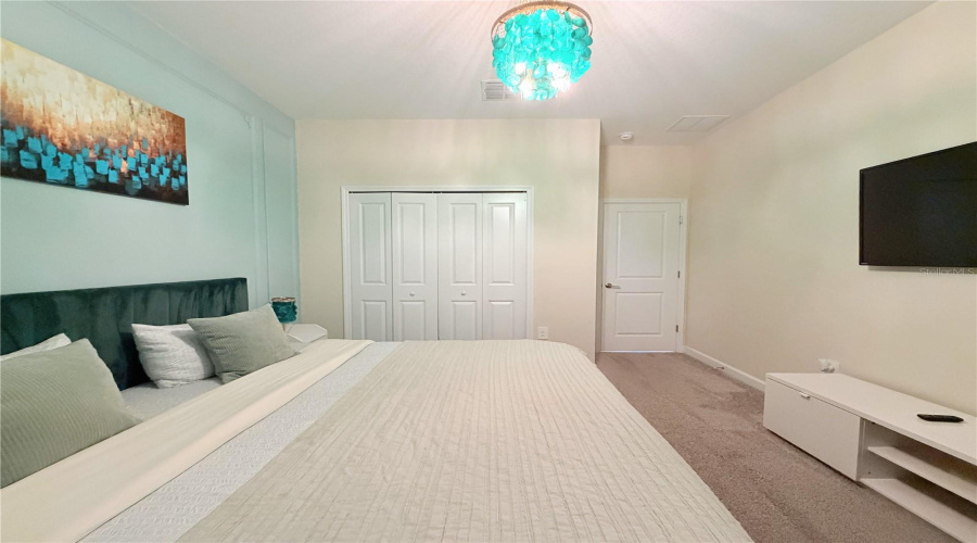 Davenport, Florida 33896, 6 Bedroom Bedrooms, ,5 Bathroombathrooms,Residential,For Sale,Kingsbarn,0,Mfro6446677