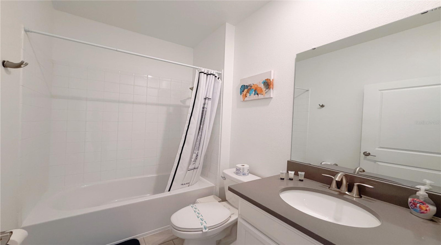 Davenport, Florida 33896, 6 Bedroom Bedrooms, ,5 Bathroombathrooms,Residential,For Sale,Kingsbarn,0,Mfro6446677